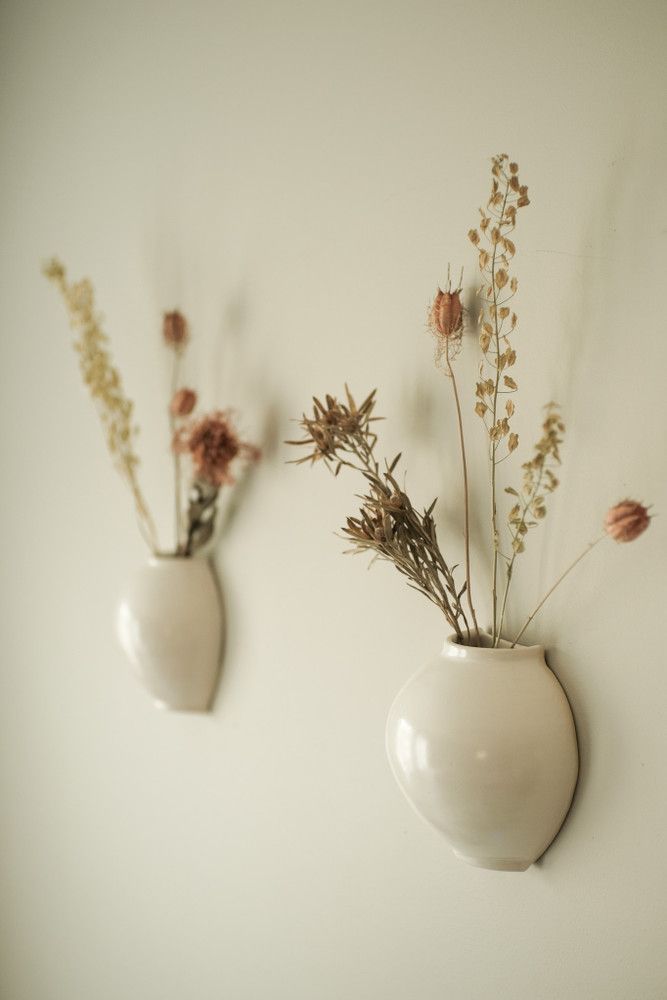 Hanging Wall Vessel